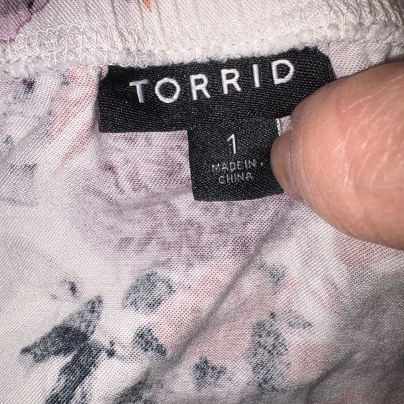 Torrid Floral Button-Front Camisole - Pink and Purple - Picture 2 of 2